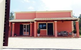 Amaryllis Boutique Apartments